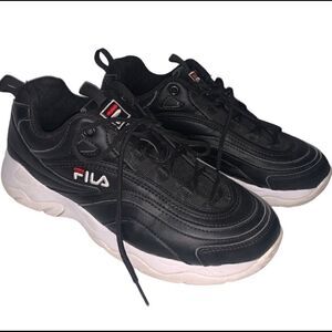 Fila Women's Ray Black Ankle-High Sneaker